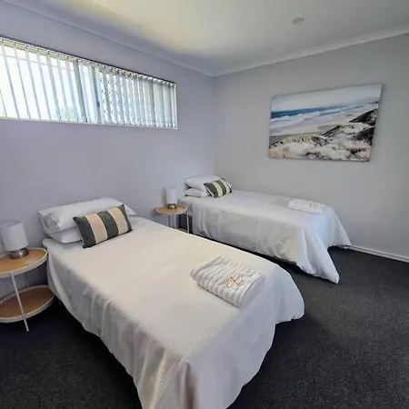 Oasis Mandurah Resort Exterior photo